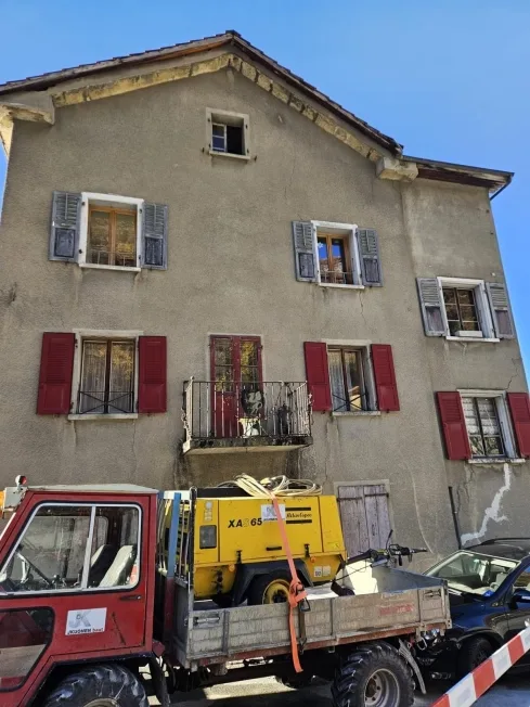 3 Zimmer Mehrfamilienhaus in Leuk – foto 7 di 12