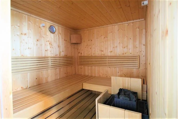 5.5 Zimmer Chalet in Leukerbad – Foto 9 von 10