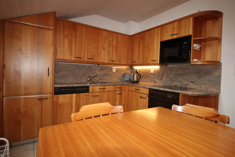 8.5 Zimmer Chalet in Leukerbad – Foto 4 von 10