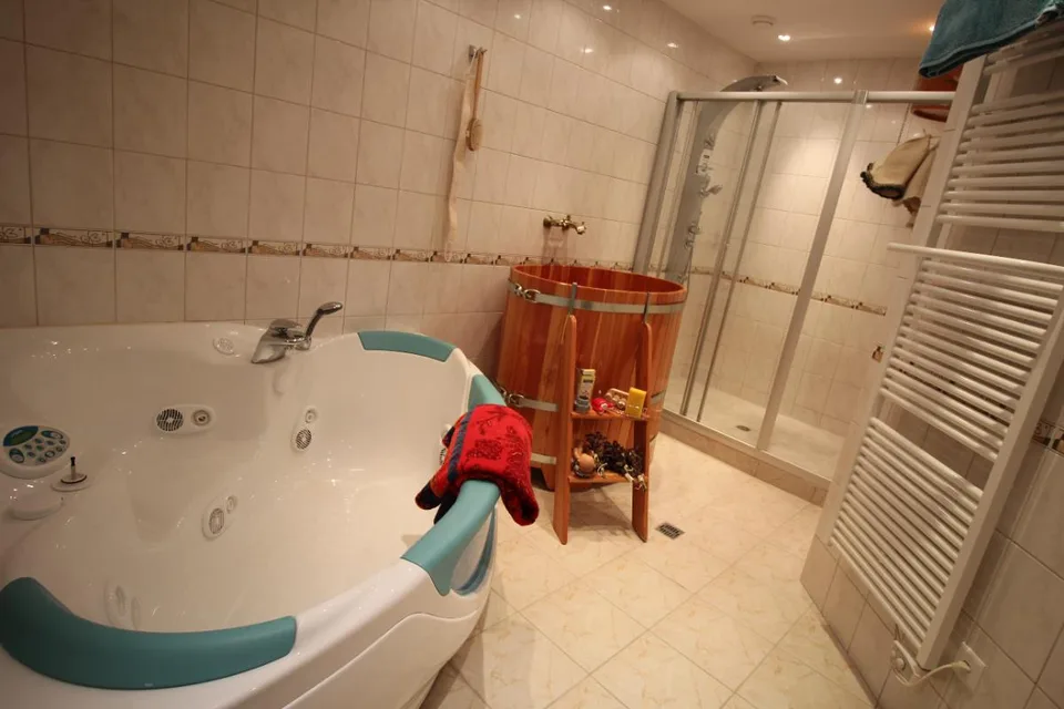 8.5 Zimmer Chalet in Leukerbad – Foto 6 von 10