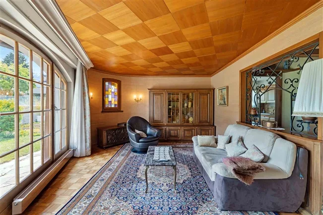 9 Zimmer Einfamilienhaus in Sierre – Foto 2 von 12