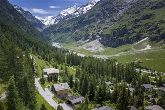 6.5 Zimmer Chalet in Zinal – photo 2 sur 14