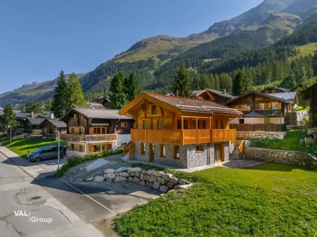 6 Zimmer Chalet in Zinal – Foto 2 von 12