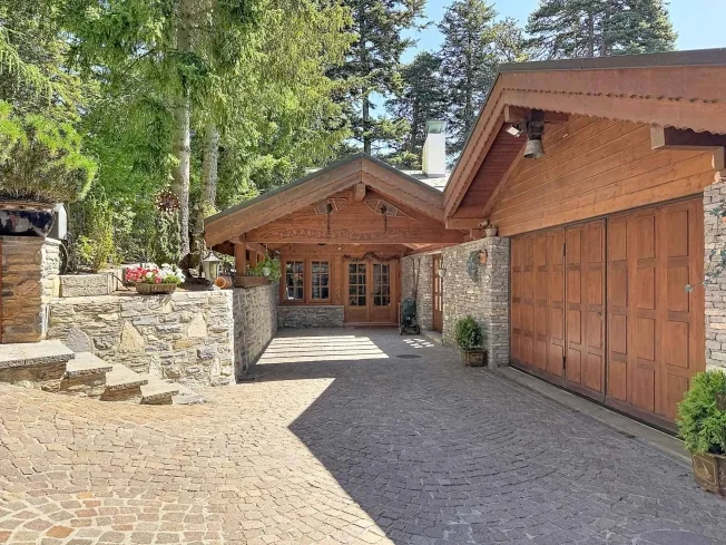 Prächtiges Chalet mit Pool und Spa, abgelegen – Foto 19 von 19