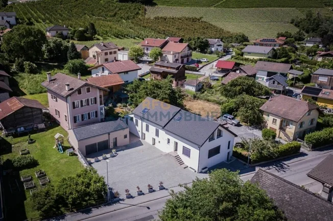 3.5 Zimmer Reihenfamilienhaus in Chalais – Foto 4 von 15