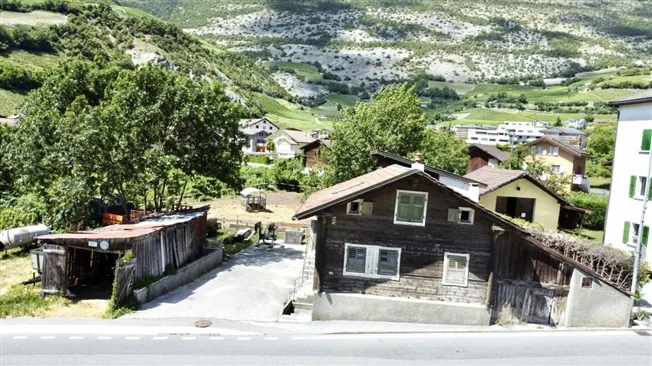 10 Zimmer Einfamilienhaus in Salgesch – Foto 3 von 20