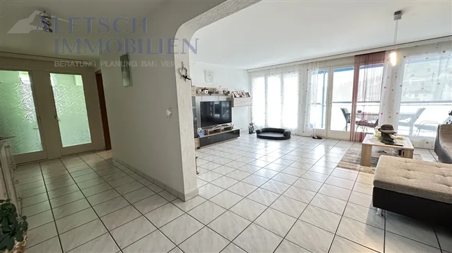 Grosszügige 4.5-Zimmer-Wohnung an zentraler Lage in Salgesch – foto 4 di 15