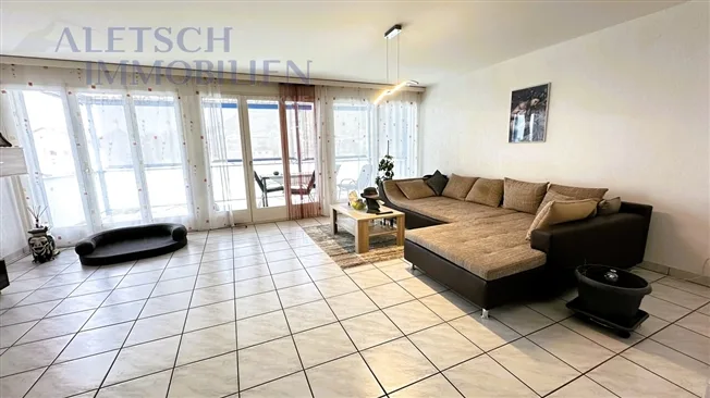 Grosszügige 4.5-Zimmer-Wohnung an zentraler Lage in Salgesch – foto 2 di 15