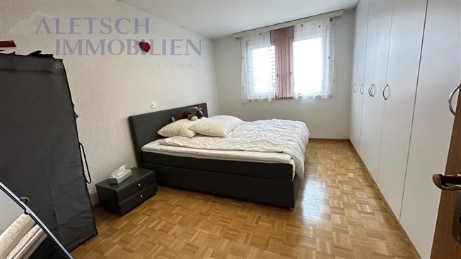 Grosszügige 4.5-Zimmer-Wohnung an zentraler Lage in Salgesch – foto 5 di 15