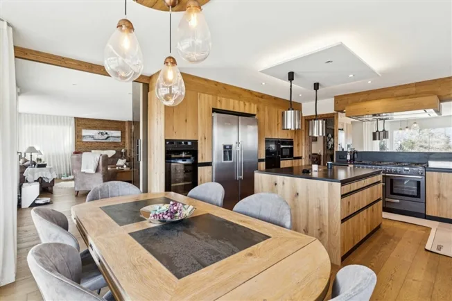 13 Zimmer Chalet in Randogne – Foto 10 von 19