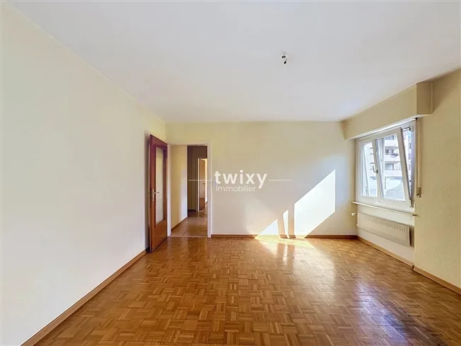 5 Zimmer Wohnung, 3976 Noës