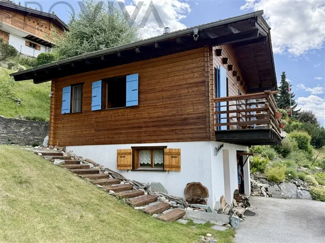 3.5 Zimmer Chalet in Grône – Foto 2 von 8