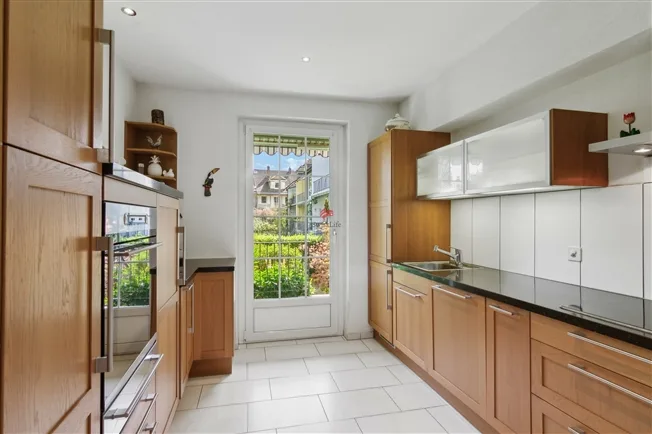 6 Zimmer Einfamilienhaus in Basel – foto 2 di 8