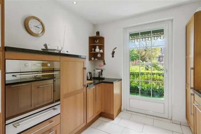 6 Zimmer Einfamilienhaus in Basel – foto 4 di 8