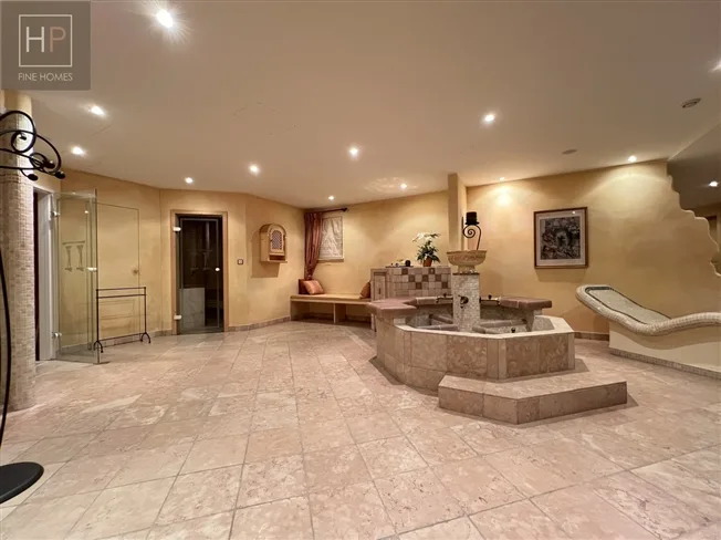 10 Zimmer Villa in Binningen – Foto 11 von 12