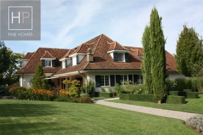 10 Zimmer Villa in Binningen – Foto 8 von 12