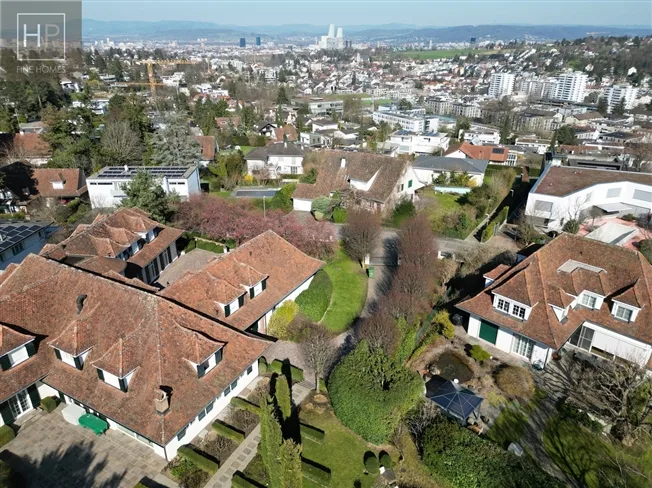 10 Zimmer Villa in Binningen – Foto 12 von 12