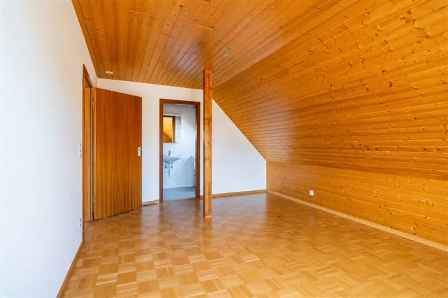 4.5 Zimmer Wohnung in Bottmingen – Foto 5 von 13