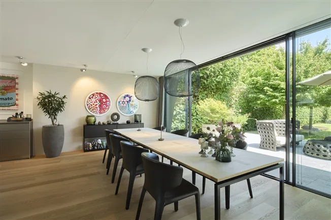 9 Zimmer Villa in Therwil – Foto 3 von 11
