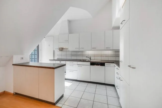 4.5 Zimmer Maisonette in Allschwil – Foto 8 von 9
