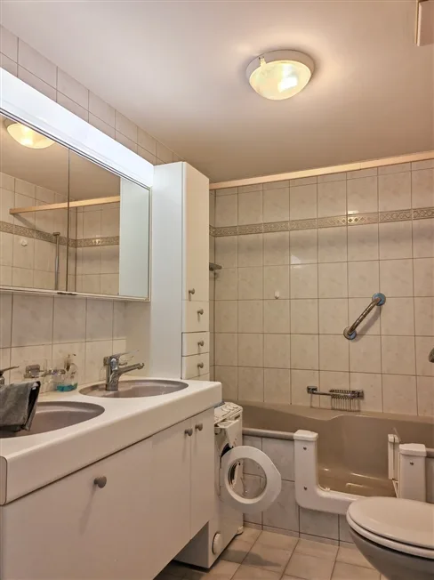 3 Zimmer Wohnung, 4125 Riehen