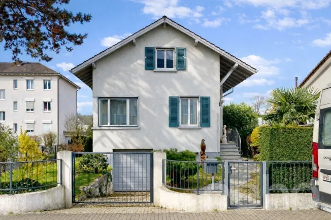 5 Zimmer Einfamilienhaus in Pratteln – photo 2 sur 12