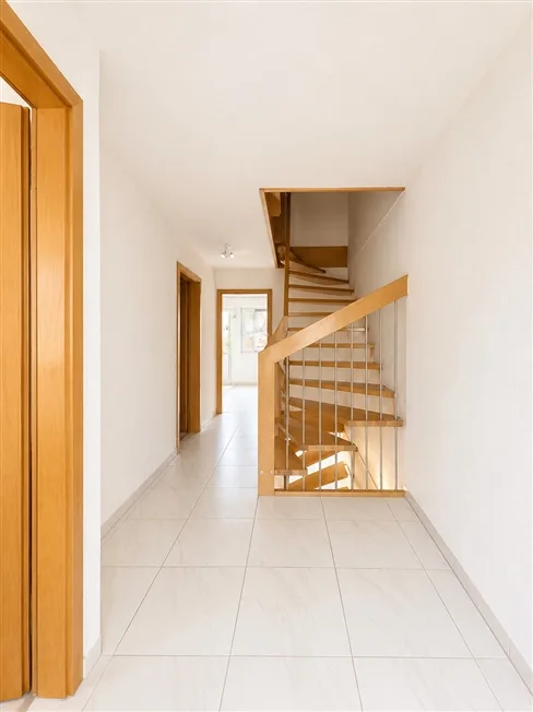6.5 Zimmer Reihenfamilienhaus in Nunningen – photo 7 sur 17