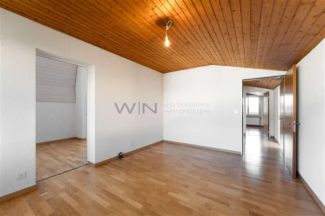 6.5 Zimmer Einfamilienhaus in Liesberg Dorf – Foto 3 von 12