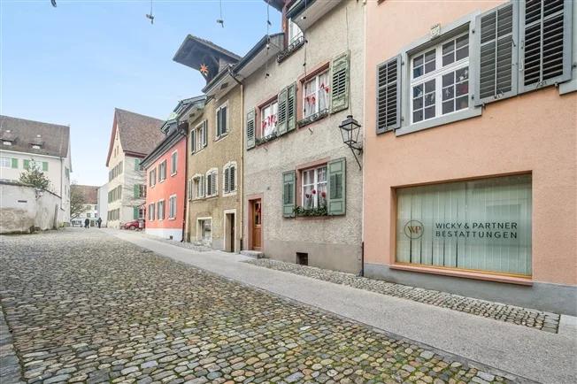 11.5 Zimmer Einfamilienhaus in Rheinfelden – Foto 2 von 11