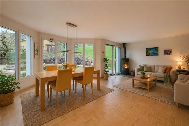 5.5 Zimmer Einfamilienhaus in Läufelfingen – foto 3 di 15