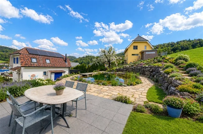 5.5 Zimmer Einfamilienhaus in Läufelfingen – foto 2 di 15