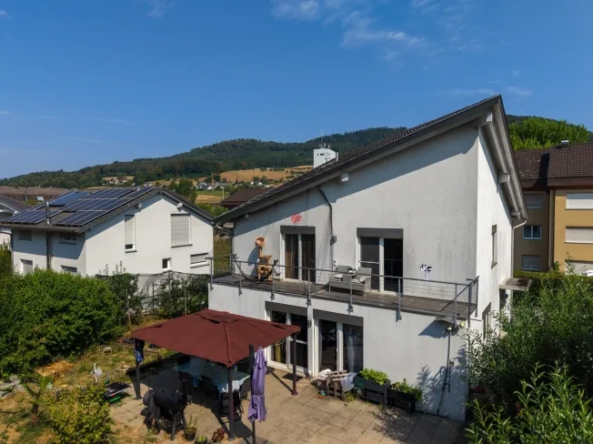 5.5 Zimmer Einfamilienhaus in Gelterkinden – foto 4 di 20