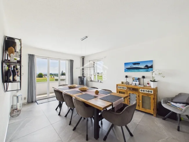 7.5 Zimmer Einfamilienhaus in Riedholz – foto 2 di 10