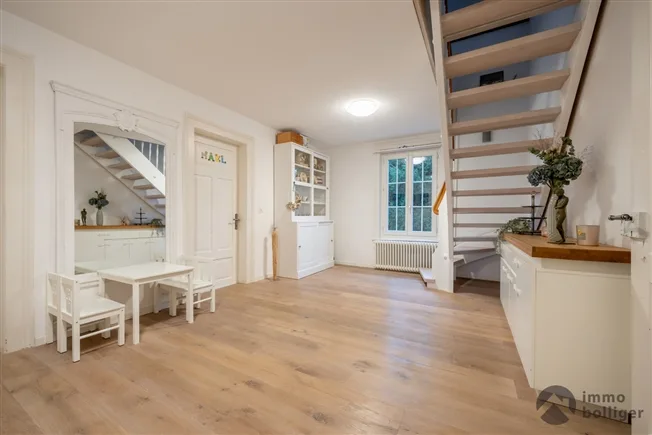 8 Zimmer Einfamilienhaus in Oftringen – Foto 5 von 14