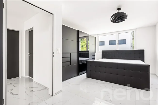 7.5 Zimmer Einfamilienhaus in Suhr – Foto 7 von 12