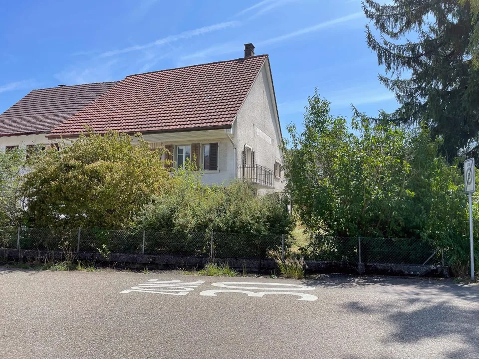 5.5 Zimmer Reihenfamilienhaus, 5075 Hornussen