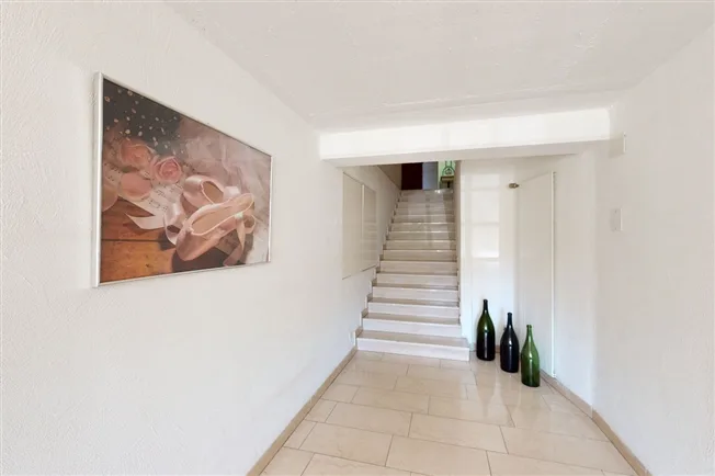 4 Zimmer Wohnung in Kaiserstuhl AG – photo 2 sur 8
