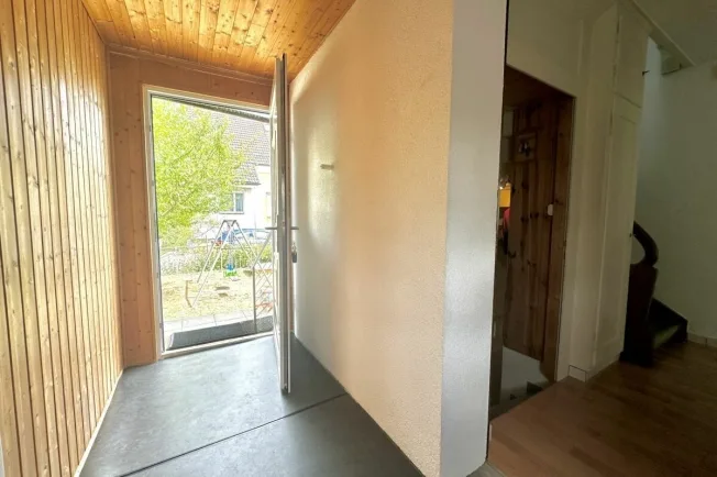 4 Zimmer Einfamilienhaus, 5600 Lenzburg