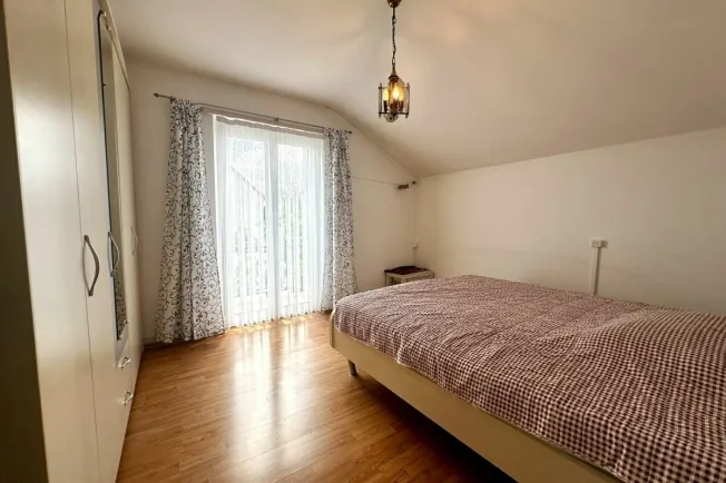 4 Zimmer Einfamilienhaus, 5600 Lenzburg