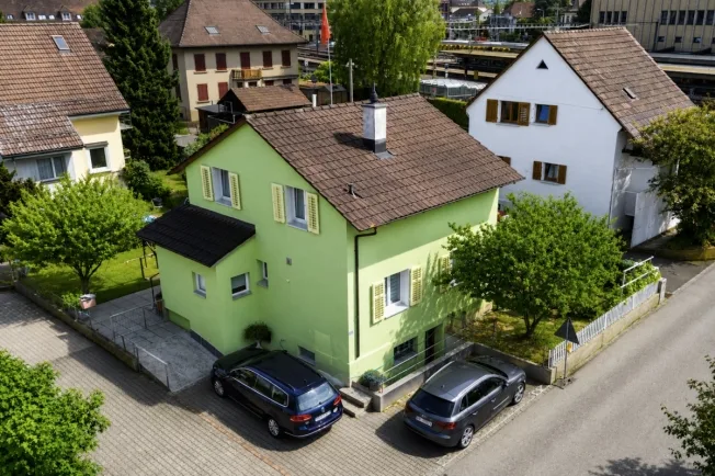 4 Zimmer Einfamilienhaus, 5600 Lenzburg