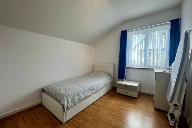 4 Zimmer Einfamilienhaus, 5600 Lenzburg