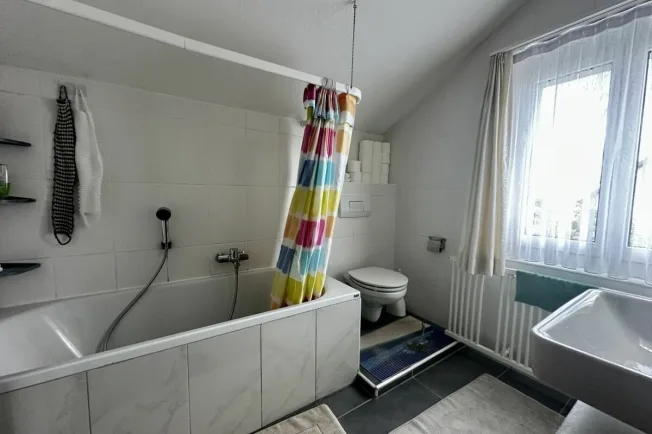 4 Zimmer Einfamilienhaus, 5600 Lenzburg