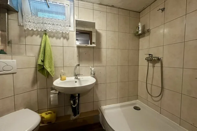 4 Zimmer Einfamilienhaus, 5600 Lenzburg