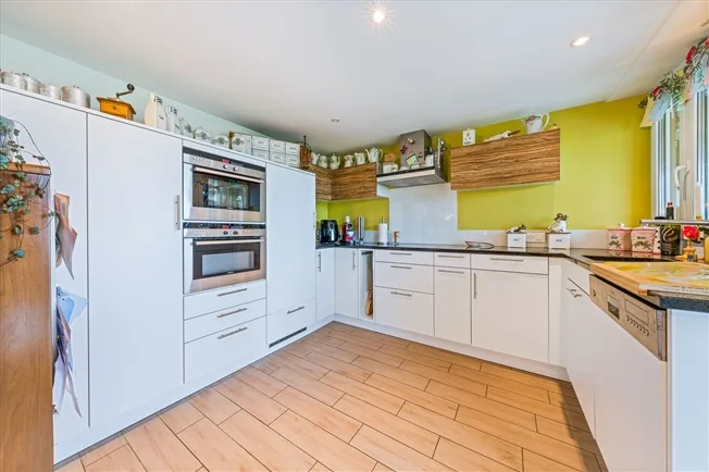 8.5 Zimmer Einfamilienhaus in Unterkulm – foto 11 di 13