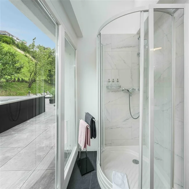 8.5 Zimmer Villa in Hergiswil NW – Foto 17 von 19