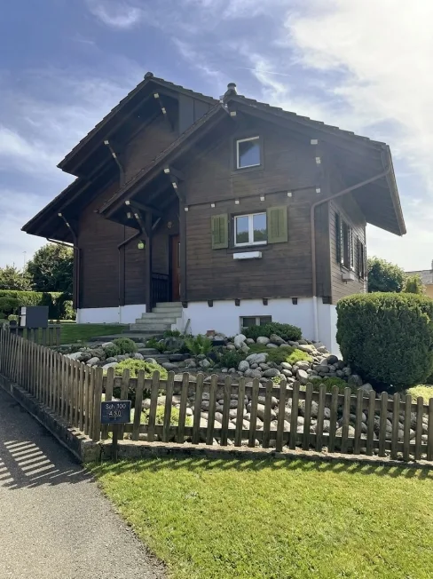 4.5 Zimmer Einfamilienhaus in Reiden – Foto 2 von 13