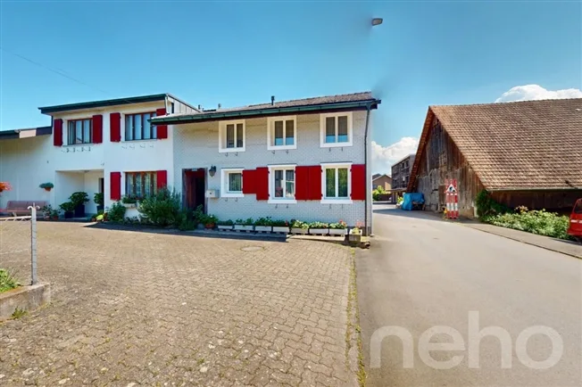 8 Zimmer Einfamilienhaus in Ermensee – foto 3 di 13