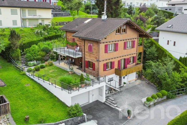 7 Zimmer Einfamilienhaus in Emmetten – photo 2 sur 12