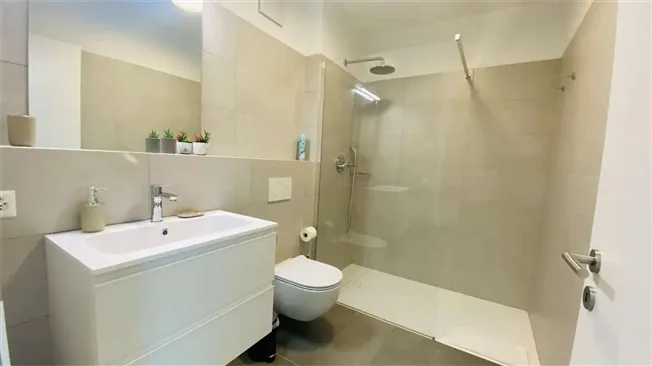 6 Zimmer Wohnung in Bellinzona – foto 12 di 12