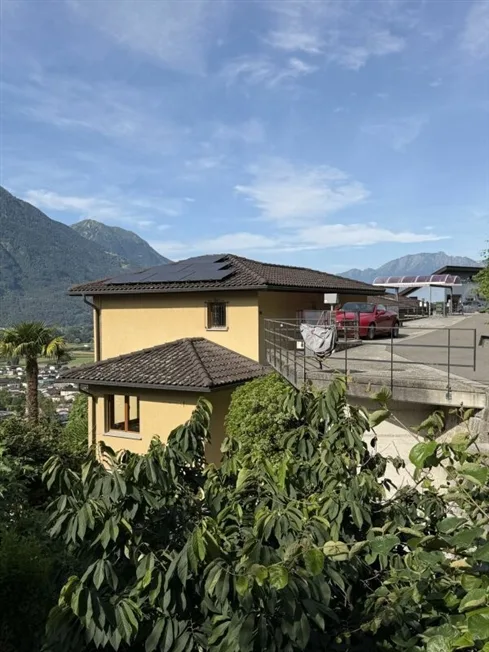 5.5 Zimmer Einfamilienhaus in Cugnasco – Foto 9 von 18